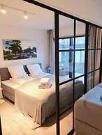 Fantastic Apartment w French Balcony