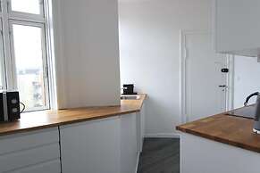 Beautiful 2-bed in Frederiksberg C W Balcony