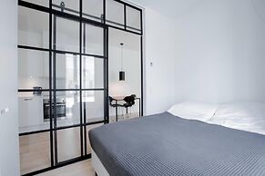 Cool 1-bed w new Yorker Vibes and Private Terrace