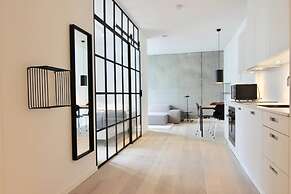 Cool 1-bed w new Yorker Vibes and Private Terrace