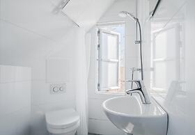 Beautiful 1-bed in Peaceful Surroundings