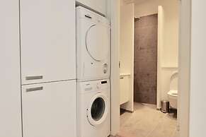 Cool Studio Apartment w Private Terrace