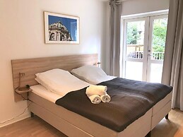 Spacious 1-bed in Frederiksberg w Balcony