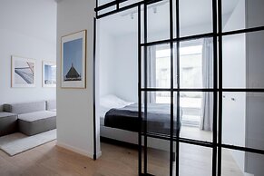Cool 1-bed w new Yorker Vibes and Private Terrace