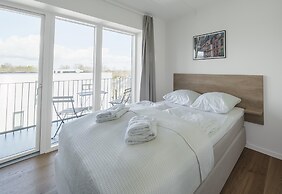 Beautiful Studio w Balcony