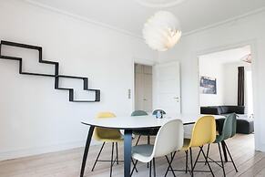 Beautiful 2-bed Apartment
