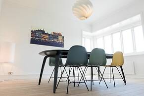 Beautiful 2-bed Apartment