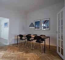 Beautiful 2-bed in top Location