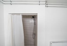 Charming City Apartment w 2-bedrooms