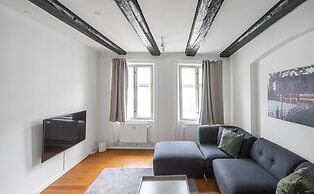 Charming City Apartment w 2-bedrooms