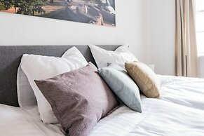 Beautiful 2-bed in Great Location