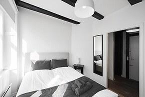 Charming 2-bed in City Center