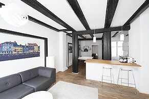 Charming 2-bed in City Center