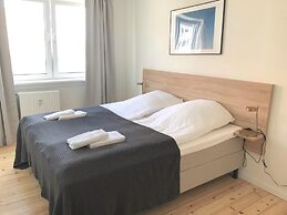 Great Refurbished 2-bed in Amager Island