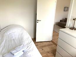 Great Refurbished 2-bed in Amager Island
