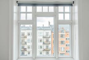 Refurbished 1-bed Close to Metro and Airport