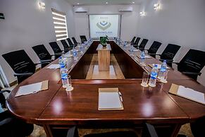 VINMILAN Hotel & Resort