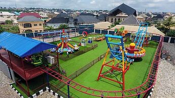 VINMILAN Hotel & Resort