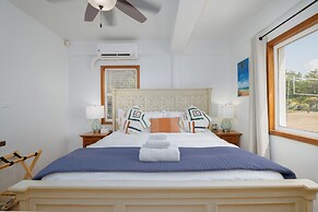 Dolphin Beach Villa