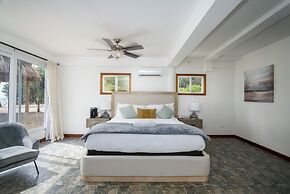 Dolphin Beach Villa