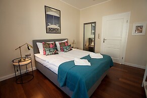 Comfort Art by Grand Apartments