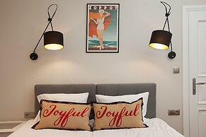 Comfort Art by Grand Apartments