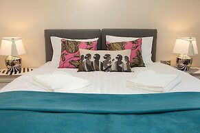 Comfort Art by Grand Apartments