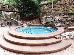 TLGM The Timbers 1 Bed 2 Bath