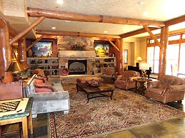 TLGM The Timbers 1 Bed 2 Bath