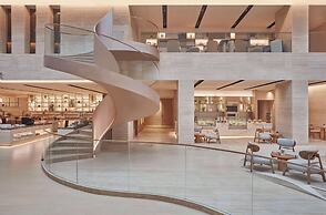 Hilton Gurugram Baani City Centre