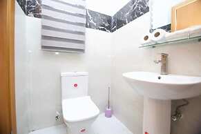 Adachukwu Hotel and Suites