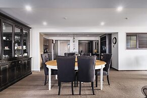 Manor Place Apartment