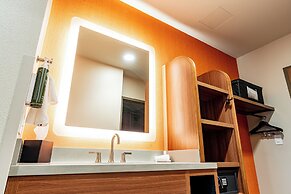 OKANA Resort & Indoor Waterpark