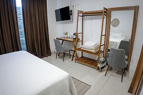 Hotel & Suites Punto Oriente