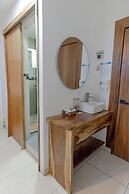 Hotel & Suites Punto Oriente