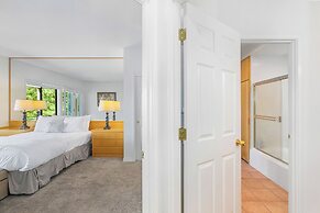 Frosty Summit Condo at Mount Bachelor (107165810)