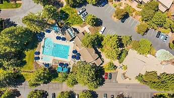 Frosty Summit Condo at Mount Bachelor (107165810)