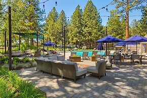 Alpine Studio at Mount Bachelor (107166017)