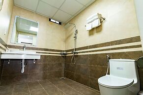 TQ Hotel & Apartment