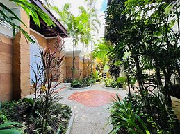 Moonlight Panorama Ocean Villas by RESAVA