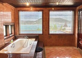 Moonlight Panorama Ocean Villas by RESAVA