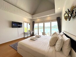 Moonlight Panorama Ocean Villas by RESAVA