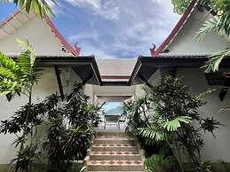 Moonlight Panorama Ocean Villas by RESAVA