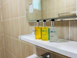 Moonlight Panorama Ocean Villas by RESAVA