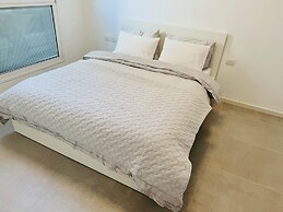 Prince Palace Netanya Central Beach