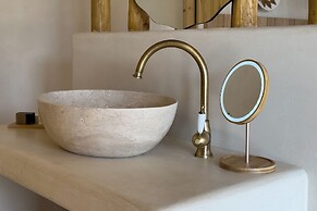 Bohemian Kea Beach Club Resort