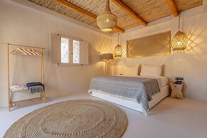 Bohemian Kea Beach Club Resort