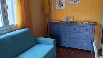 Apartment For 2 - 4 People Just 100m From the Sandy Sea