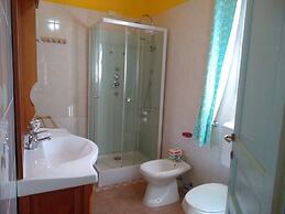 Apartment For 2 - 4 People Just 100m From the Sandy Sea