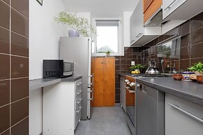 Apartment With Balcony by Renters